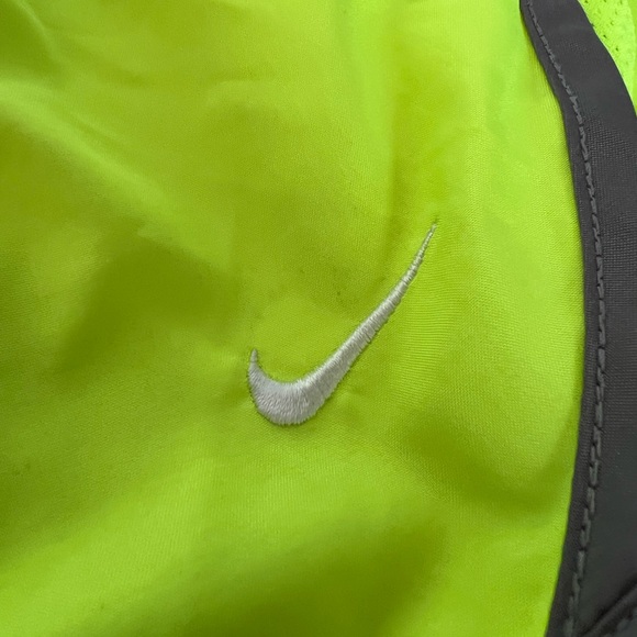 Neon yellow nike shorts - Picture 2 of 3